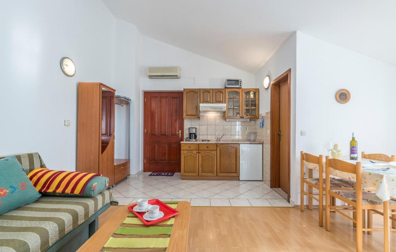 Apartments Ulika Červar-Porat Extérieur photo