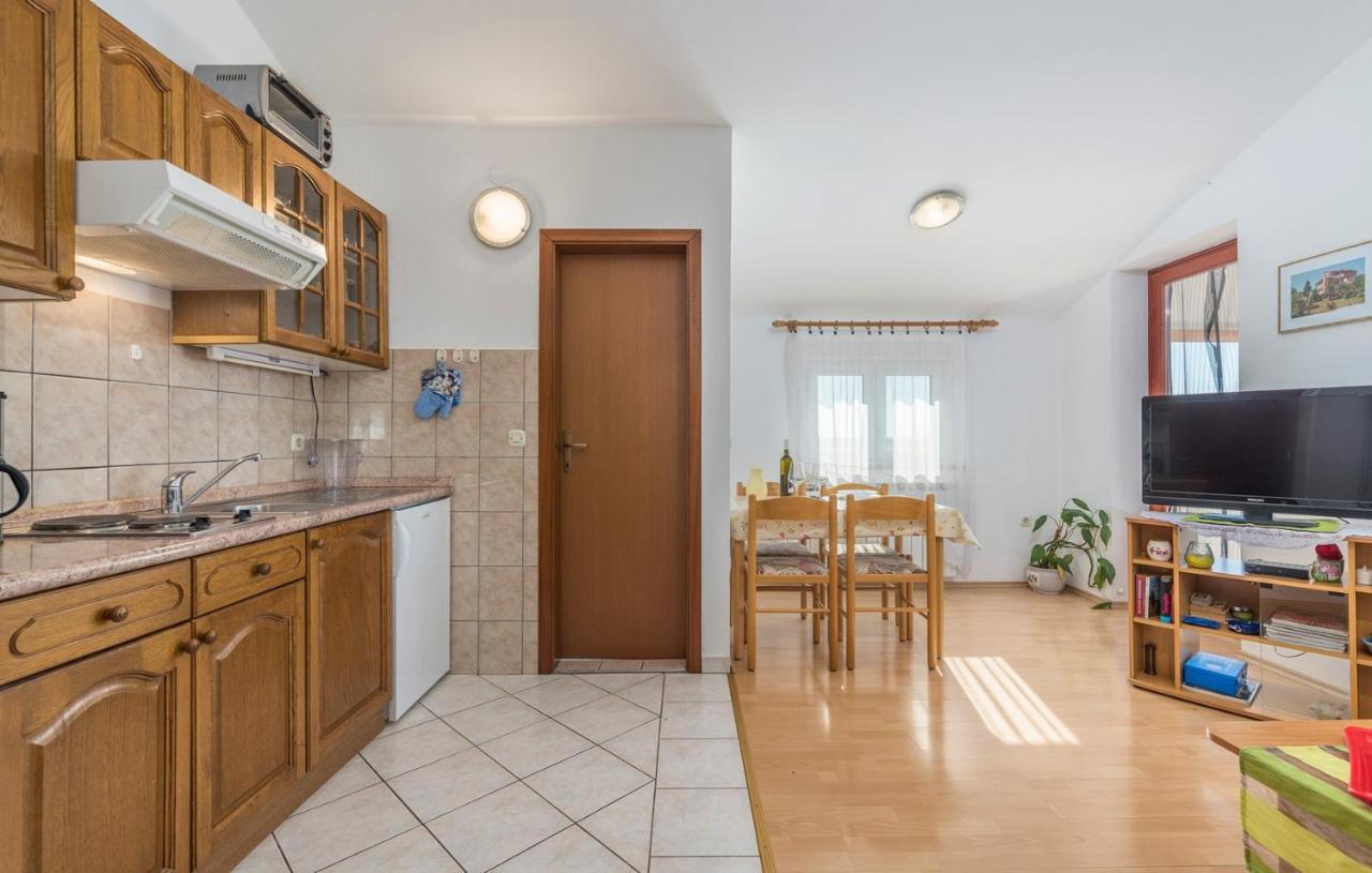 Apartments Ulika Červar-Porat Extérieur photo