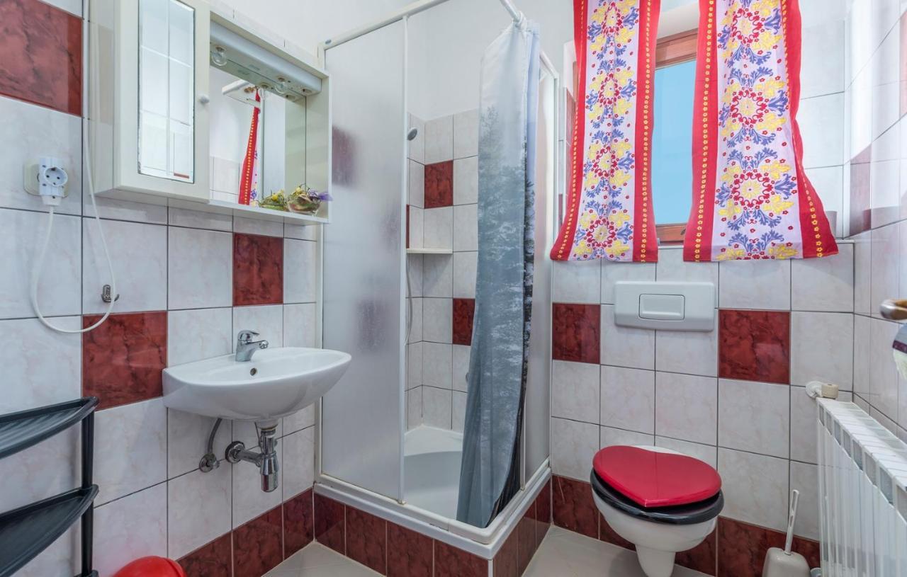 Apartments Ulika Červar-Porat Extérieur photo